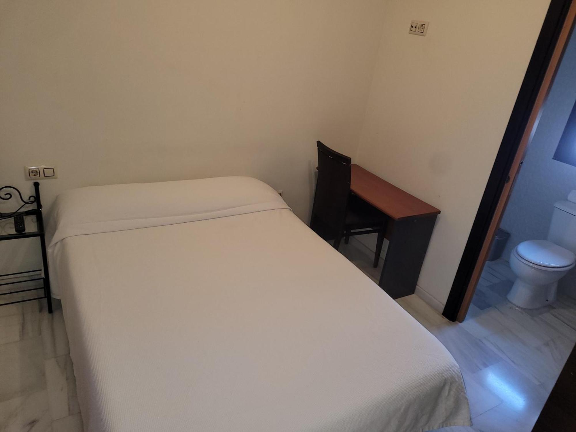 פוואנטה חניל Hostal El Pasaje מראה חיצוני תמונה