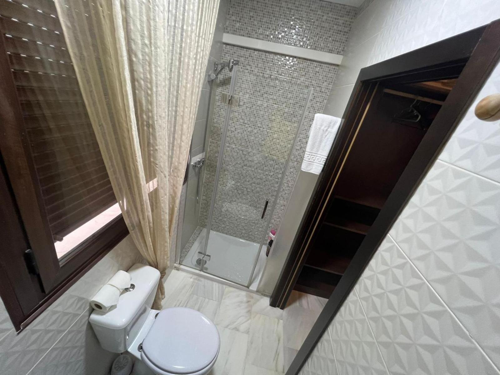 פוואנטה חניל Hostal El Pasaje מראה חיצוני תמונה
